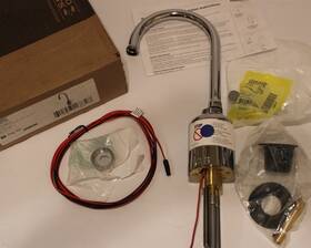 Chicago Faucets 116.113.ab.1t - Hytronic Deck Mount Electronic Faucet Chrome