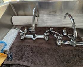 540-ldl9hfab Chicago Faucets Faucet-wall Mount Faucet Service Sink 540-ldl9hfab Chicago Faucets Faucet-wall Mount Faucet Service Sink