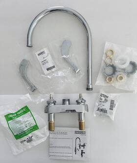Chicago Faucets 611943582968 895-317gn8ae29vab Gooseneck Faucet Chrome 4 Inch Center