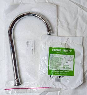 Chicago Faucets Gn2ajkabcp 5-1/4 Inch Rigid/swing Gooseneck Spout