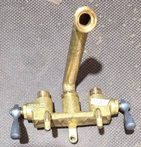 Gerber G0049531 Classics 49-531 Clamp On Laundry Faucet - 1/2 Inch Direct Sweat Connections