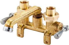 Gerber G0049540 Classics 2.2 Gpm Deck Mounted Double Handle - Brass