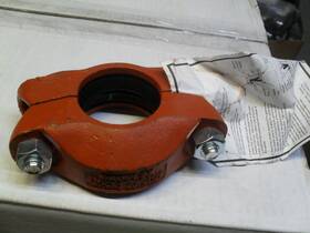 Gruvlok 0390009306 Reducing Coupling Ductile Iron 2 1/2 Inch X