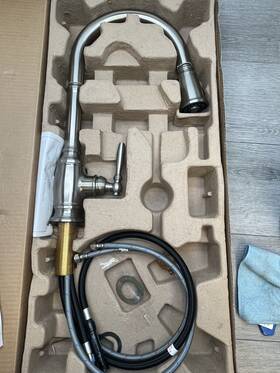 Signature Hardware Shxcfn100zss Finnian 1.75 Gpm Pull-down Kitchen Faucet - Stainless Used