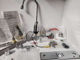 Speakman S-9129-ca Sensorflo Battery Powered Sensor Chrome Gooseneck Faucet Read