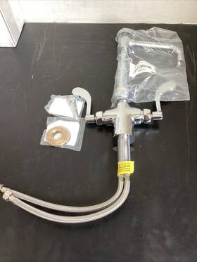 Z826u4-xl-6m Zurn 4 Inch Xl Laboratory Faucet. Chrome. Z826u-xl-6m. G6 Z826u4-xl-6m Zurn 4 Inch Xl Laboratory Faucet. Chrome. Z826u-xl-6m. G6